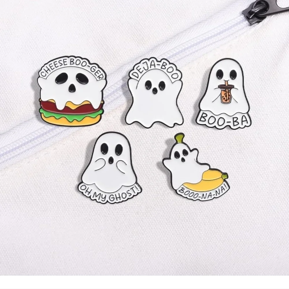 Cute White Ghost Enamel Pins – Halloween Party Set